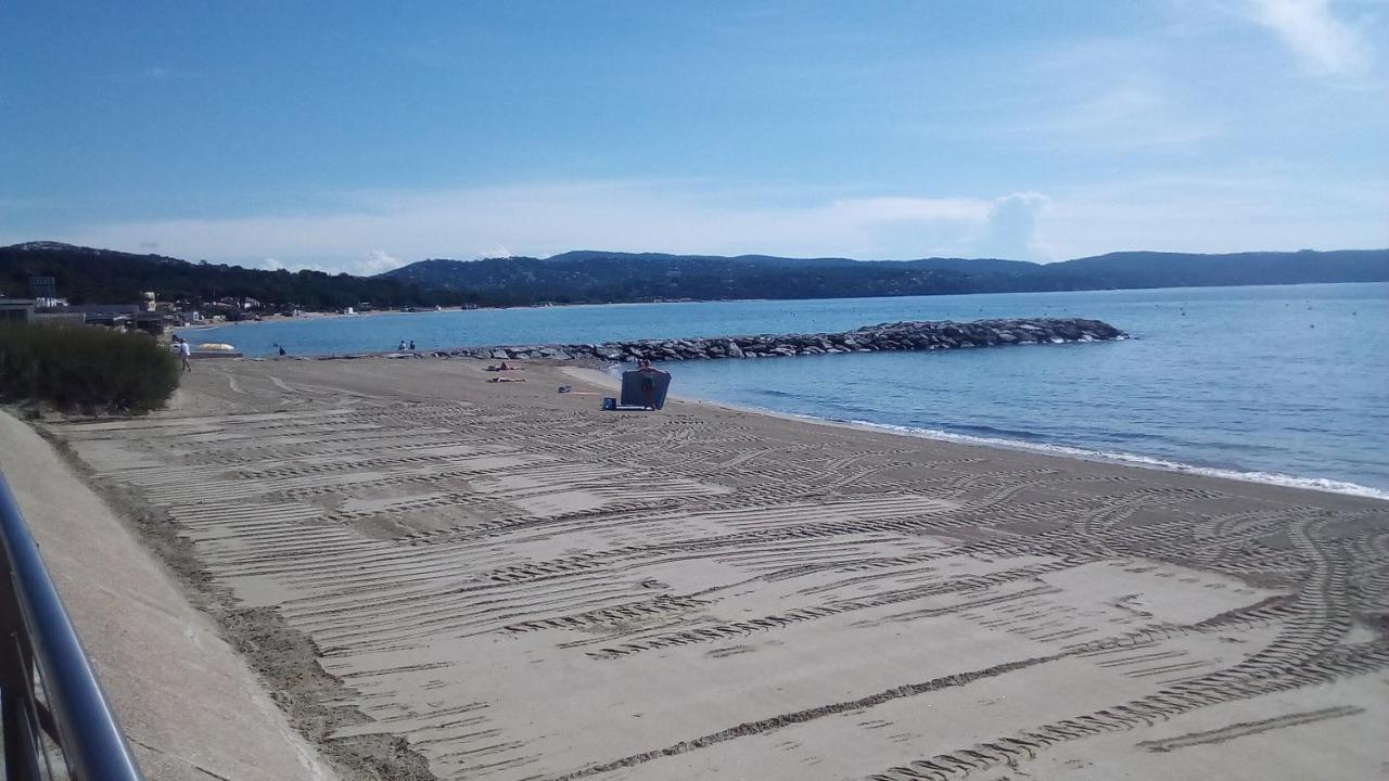 Studio de 27 m² + 70 m² de jardin à 100 m des plages Cavalaire-sur-Mer Extérieur photo
